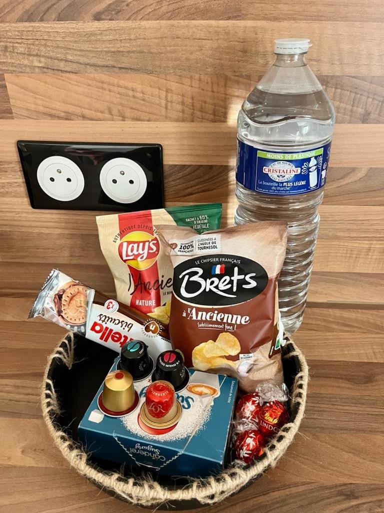 Food and drinks