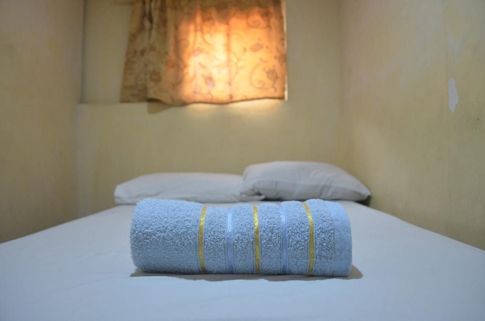 Gaius Inn Bed and Breakfast in Manila City