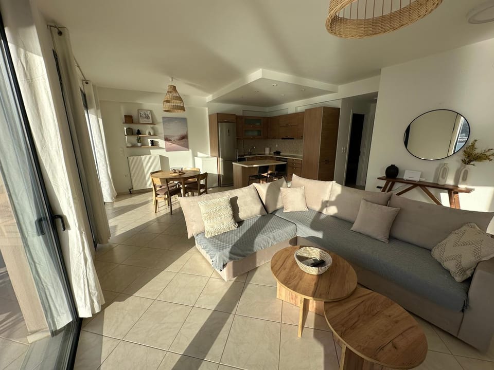 Frosini Seafront Loft Apartment in Stalida