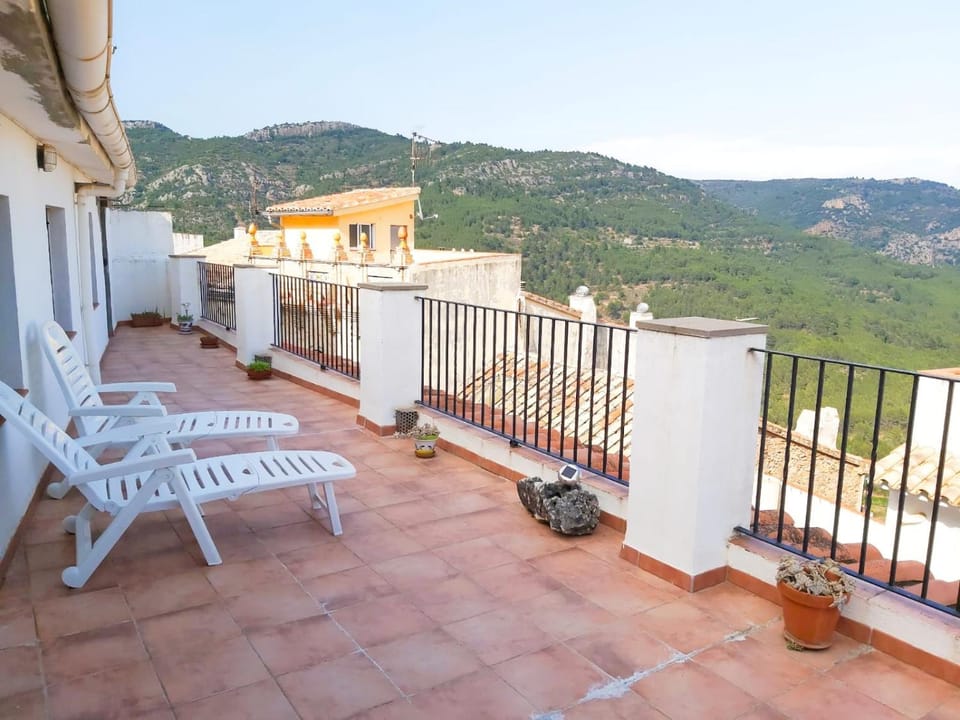 Natural landscape, View (from property/room), Balcony/Terrace