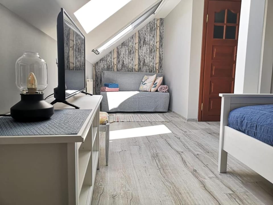 Wodna Ostoja z pokojem zabaw nad jeziorem Apartment in Poland
