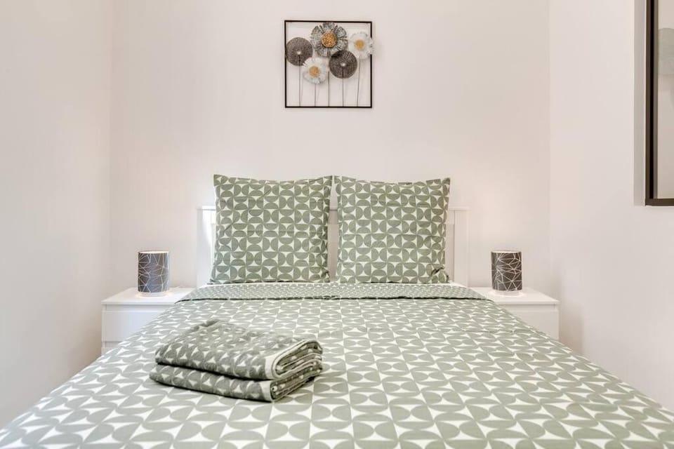 Super T2 au Vieux Port Climatisé Apartment in Marseille