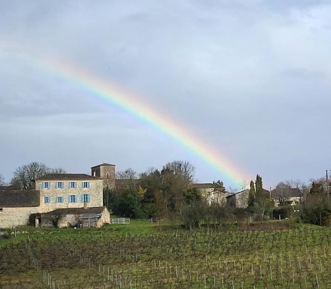 Le Clos Saint Georges Bed and Breakfast in Occitanie