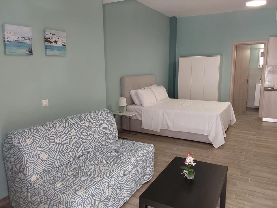 Bed, Living room, Seating area