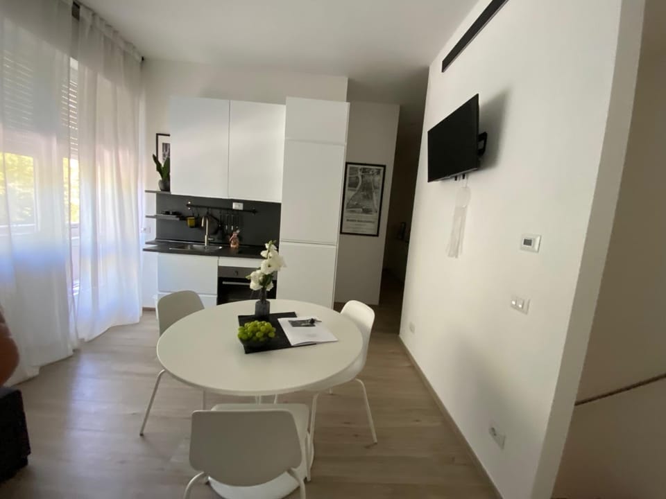 TV and multimedia, Kitchen or kitchenette, Living room, Dining area, minibar, stove