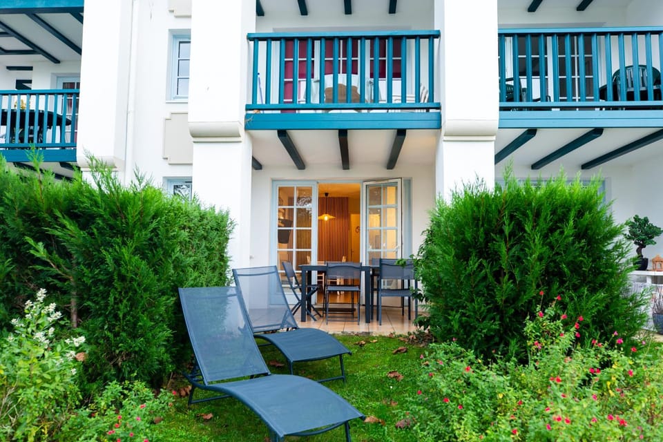 Patio, Garden, Garden view