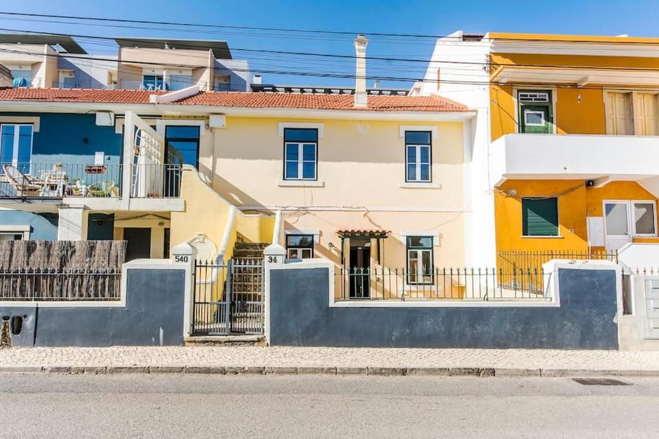Property building, View (from property/room), Street view