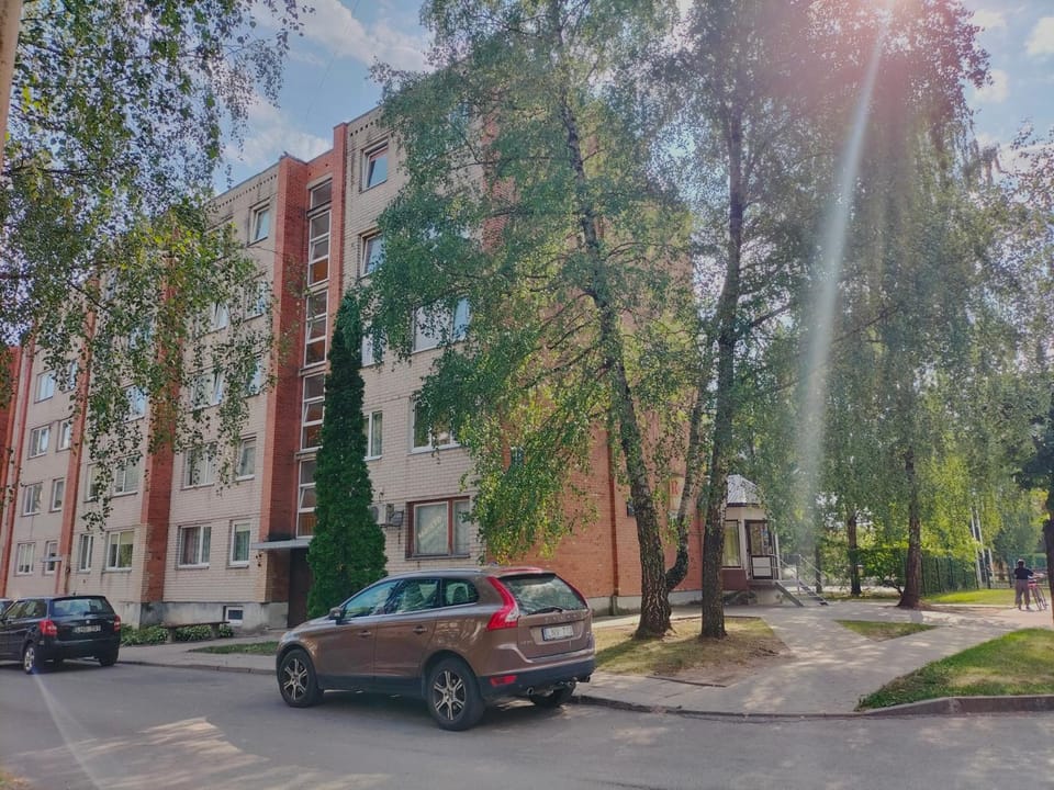 Property building, Neighbourhood, Parking