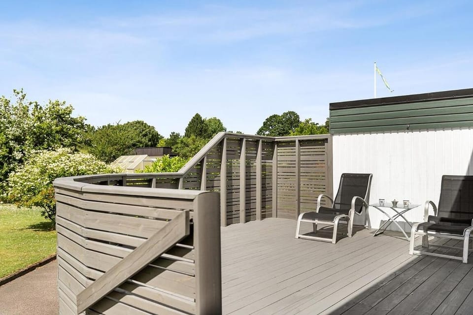Balcony/Terrace, Garden view