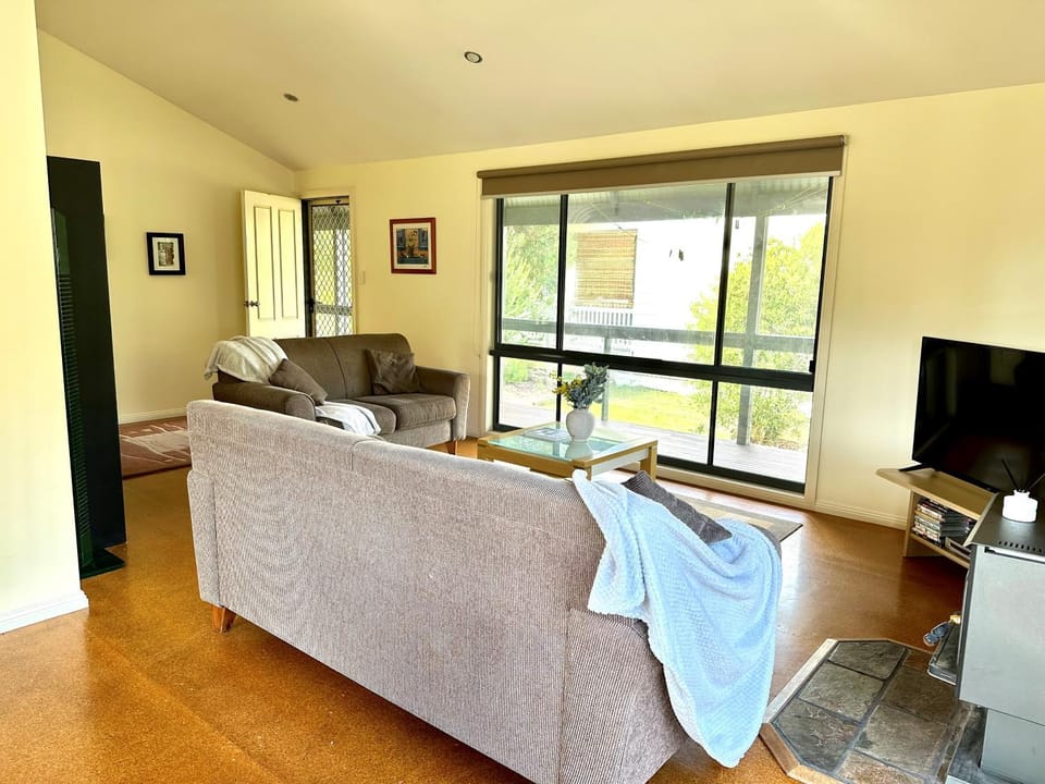 Bliss in Venus Bay - Welcome to 2026 with wifi! House in Venus Bay