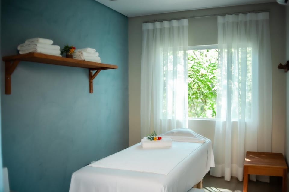 Massage, Spa and wellness centre/facilities