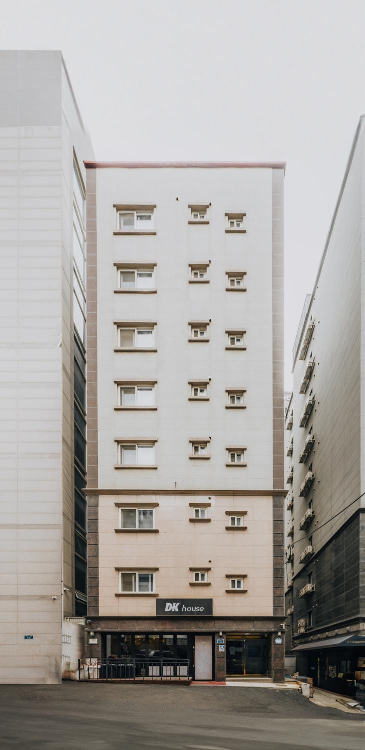 DK House Apartment in Seoul