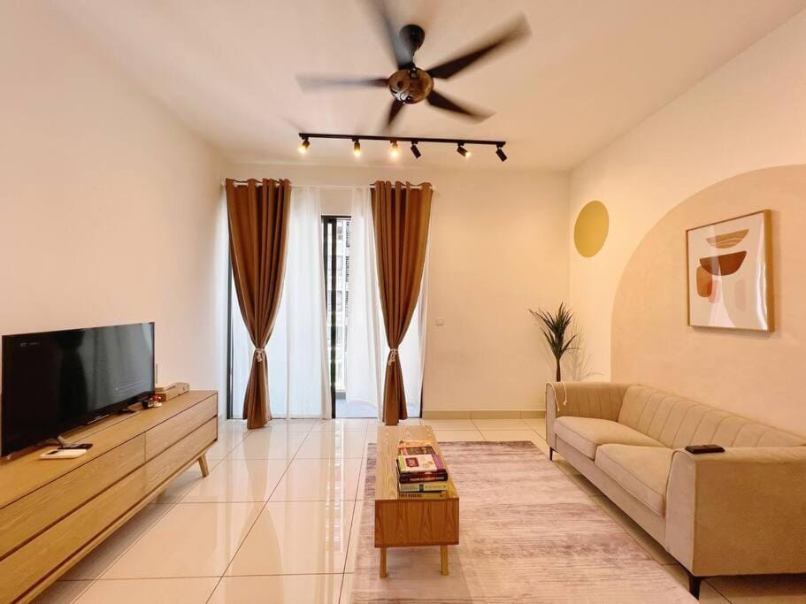 Communal lounge/ TV room, TV and multimedia, Living room, Seating area, Evening entertainment, fireplace