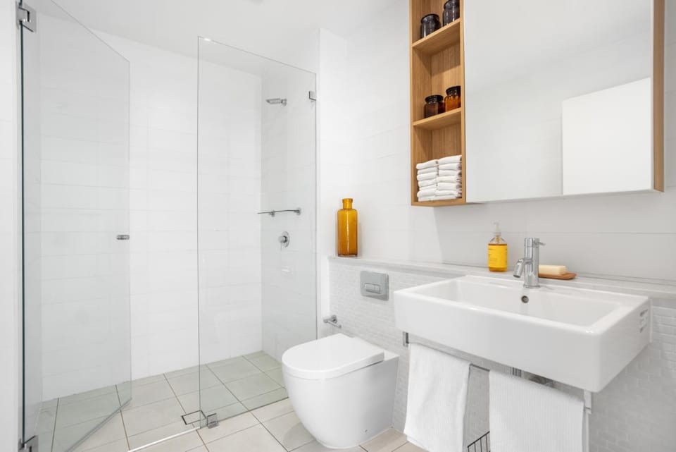 Bathroom, Balcony/Terrace, Kitchen or kitchenette, Living room, Bedroom