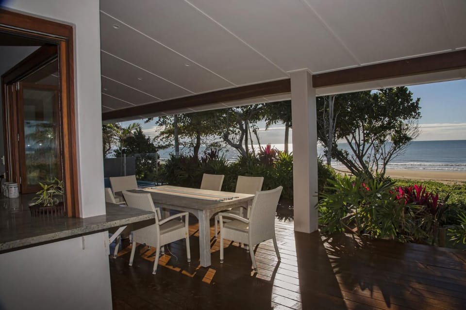The Artist House House in Wongaling Beach