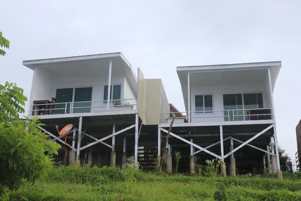 ไร่สายหมอก Campground/ 
RV Resort in Thailand
