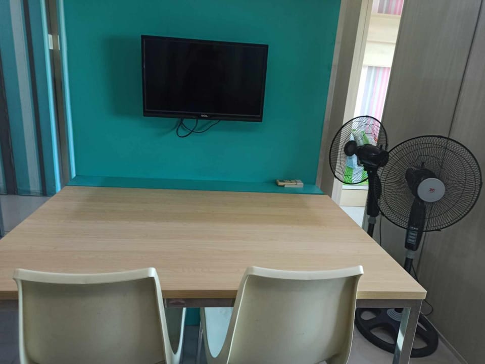 TV and multimedia, Dining area