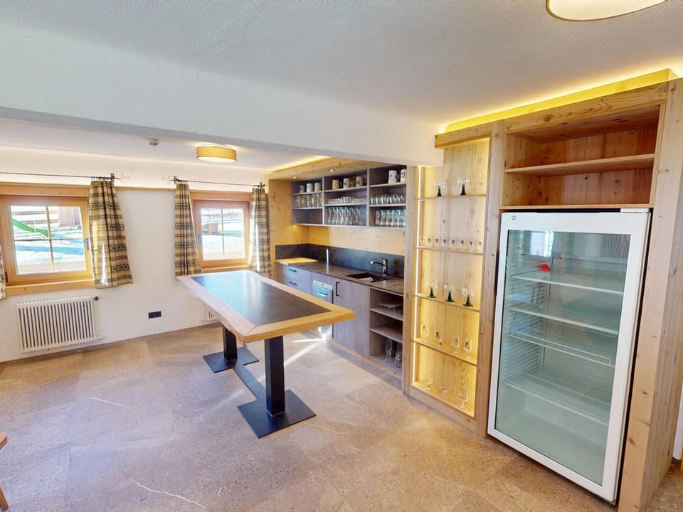 SÖLLHOF Ferienhaus mit 11 Schlafzimmern I großer Gemeinschaftsraum I Skibushaltestelle I 10 Min zum Skigebiet House in Salzburgerland