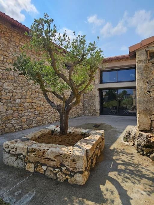 Villa & Spa Luxuria Villa in Nouvelle-Aquitaine