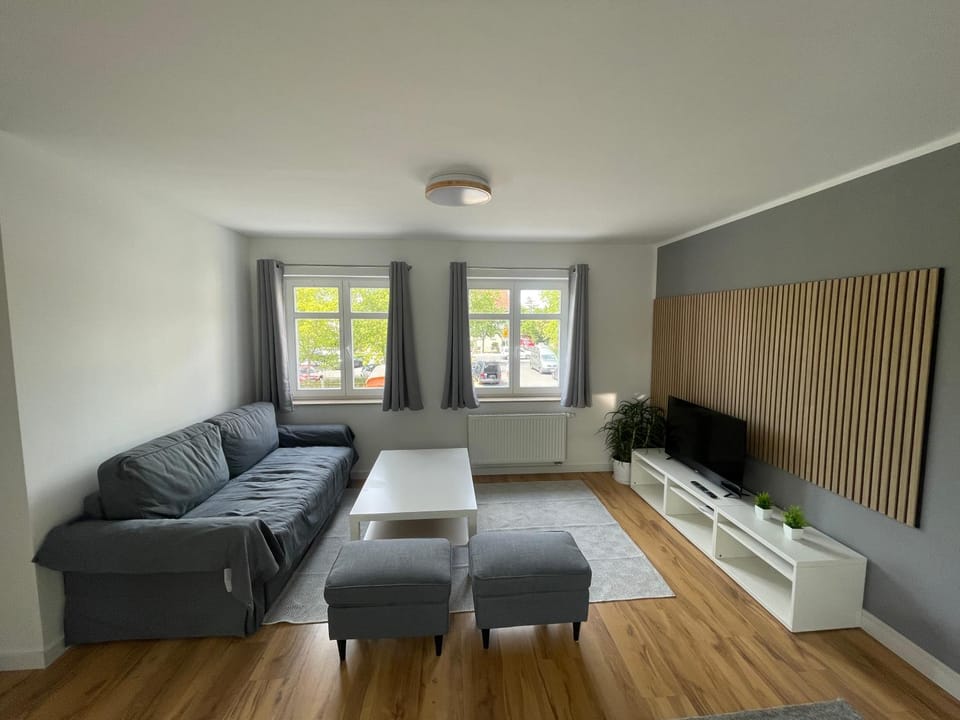 TV and multimedia, Living room, Photo of the whole room, Seating area