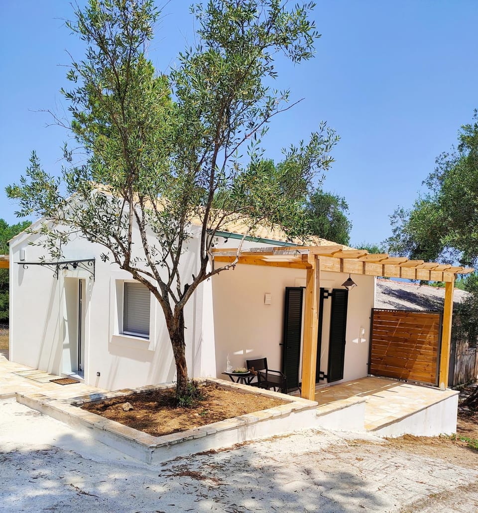 Property building, Balcony/Terrace