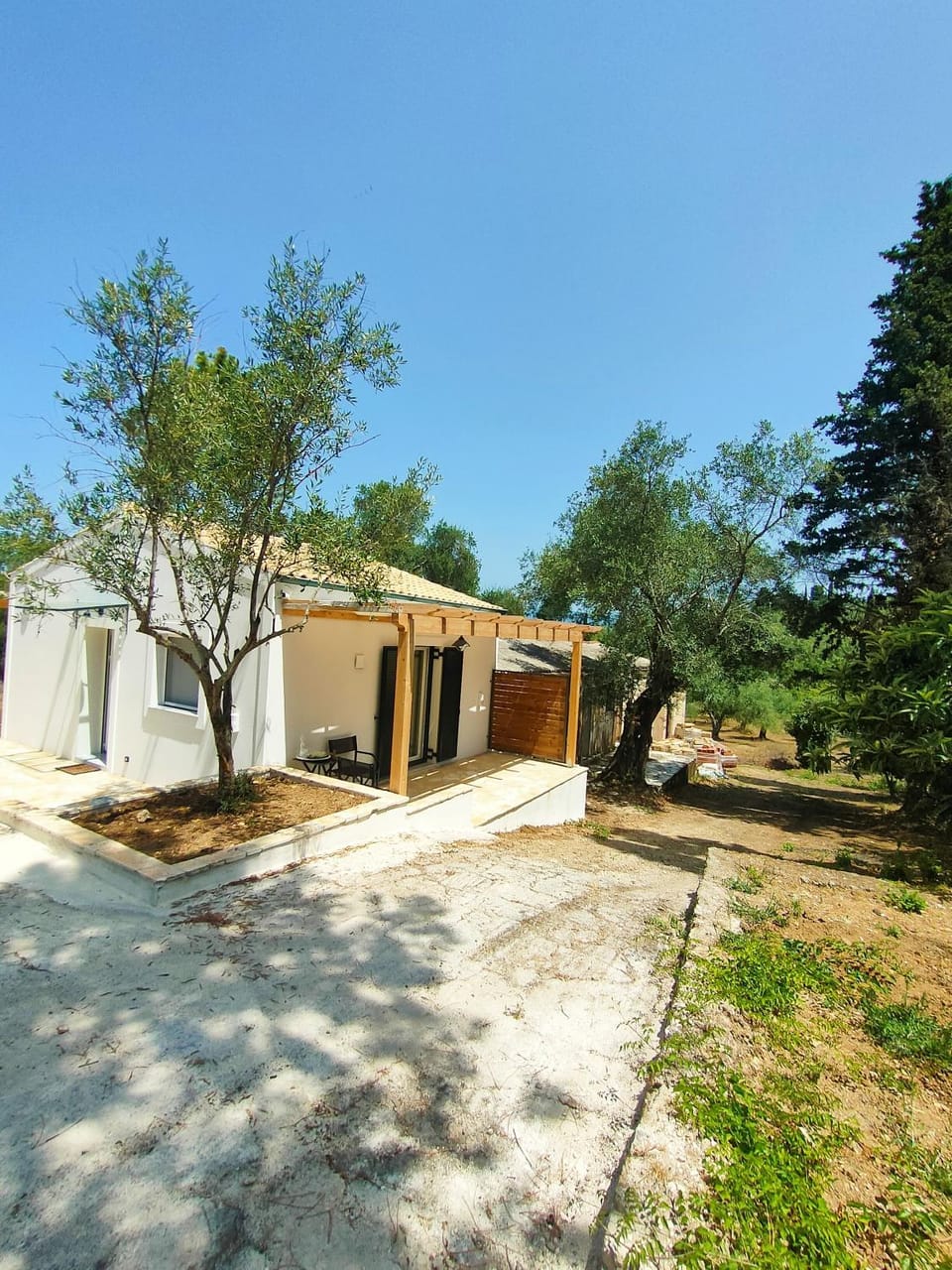 Property building, Garden