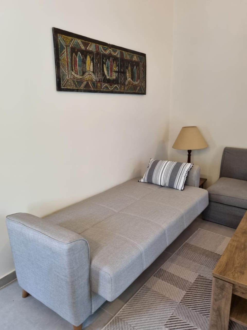 Bed, Living room