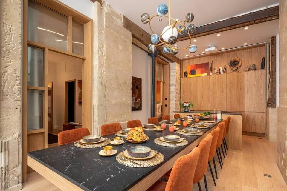 Kitchen or kitchenette, Living room, Dining area