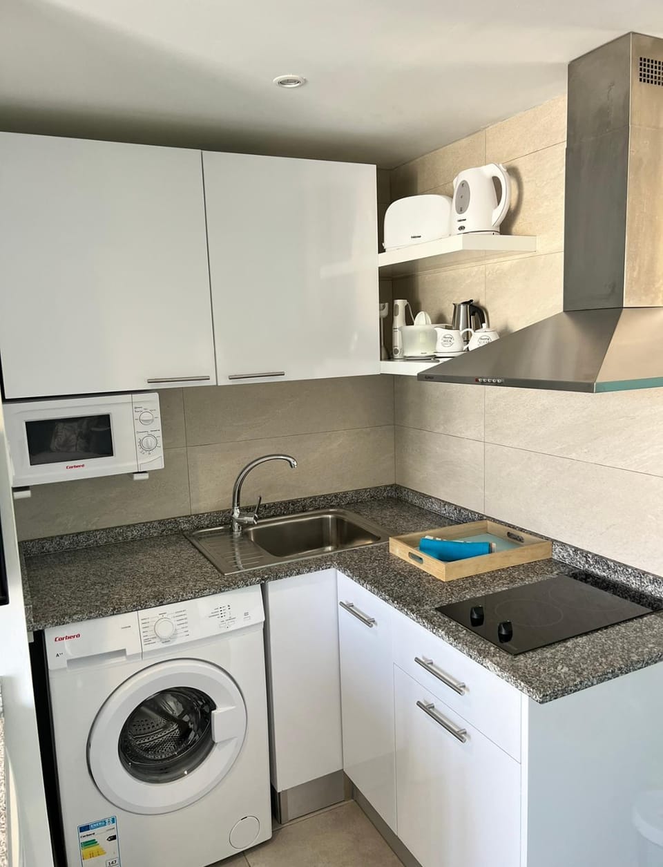 Kitchen or kitchenette, stove, stove, kitchen