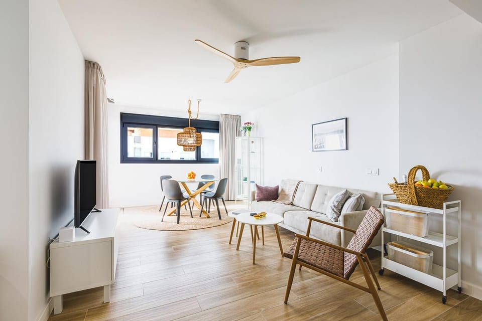 A&N Sea View Penthouse with Huge Terrace Torre del Mar Apartment in Torre del Mar