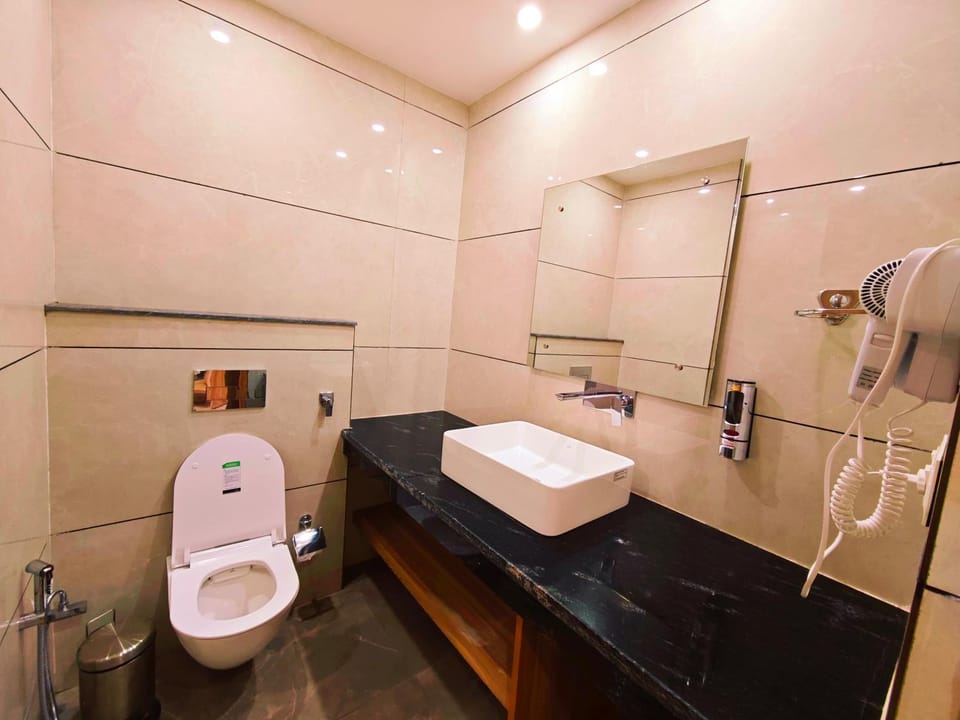 Hotel Pines And Peeks By Tws Hotels Hotel in Himachal Pradesh