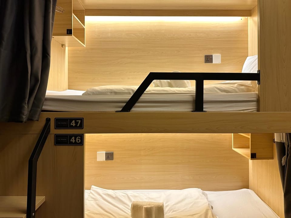 Bed, Photo of the whole room