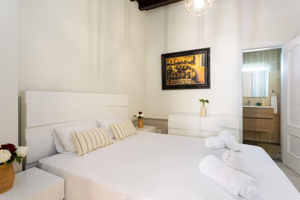 1. Casa de Alma. Apartment in historic house Apartment in Malaga