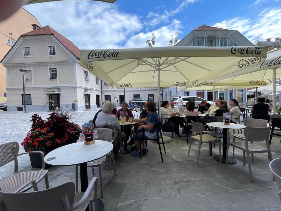 Property building, Food and drinks, Food