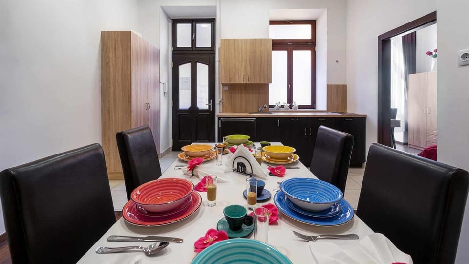 Kitchen or kitchenette, kitchen