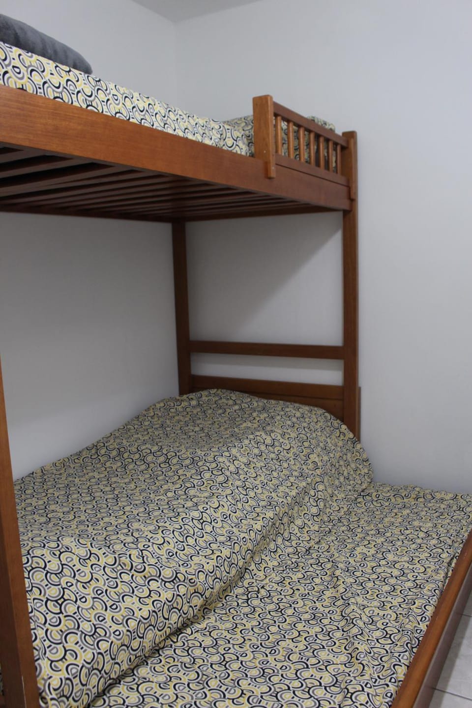 Bedroom, bunk bed