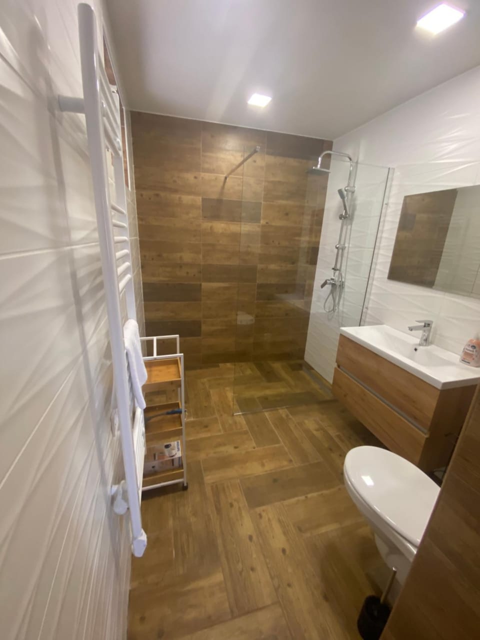 Shower, Toilet, Bathroom
