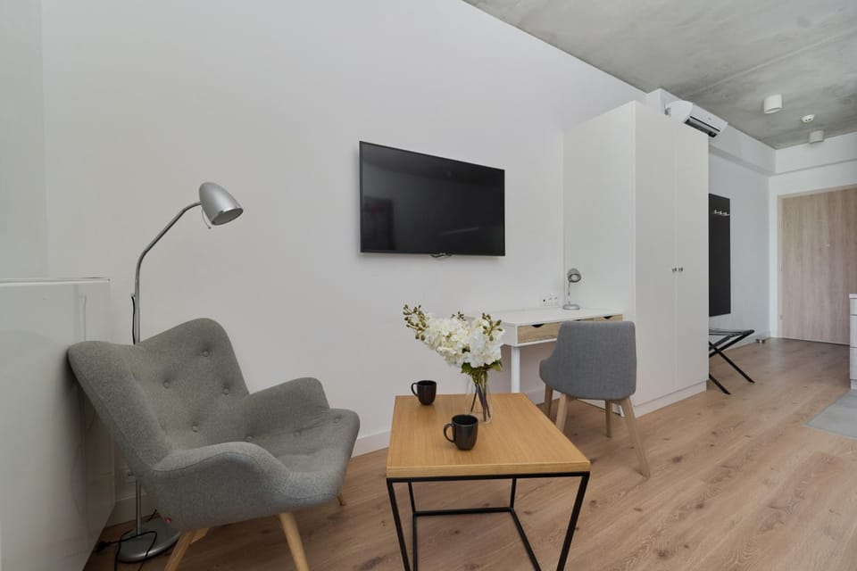 Communal lounge/ TV room, Living room