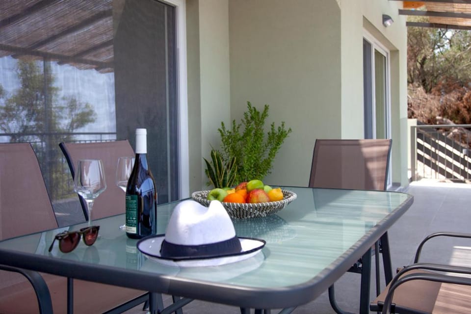 Balcony/Terrace, Dining area