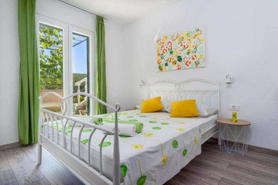 Holiday Home Mendula House in Split-Dalmatia County