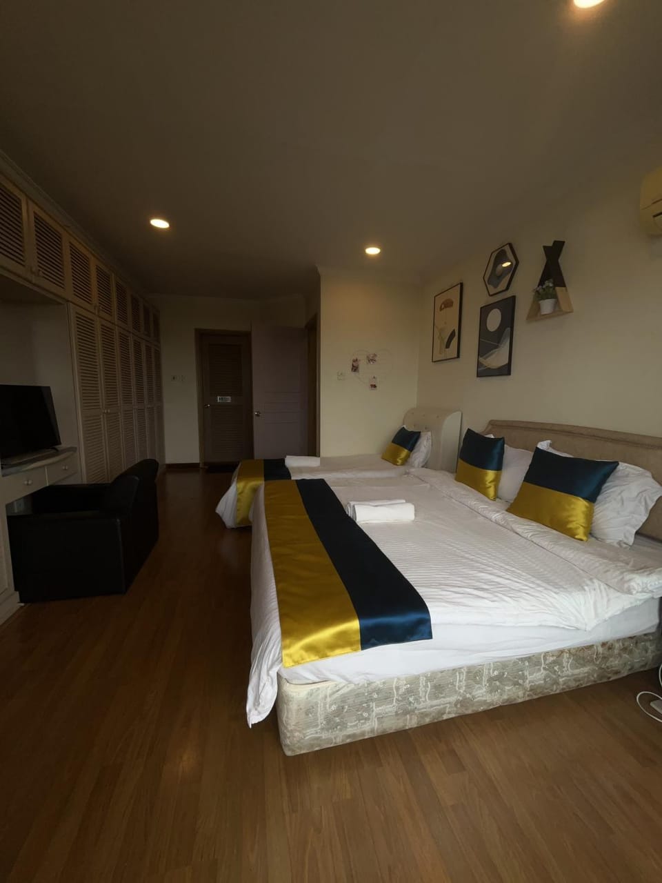 Level 12 Riverbank suites 2BR RiverView Apartment in Kuching