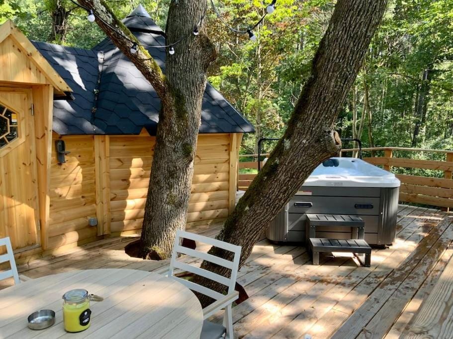 La Cabane perchée de la Mure Chalet in Auvergne-Rhône-Alpes