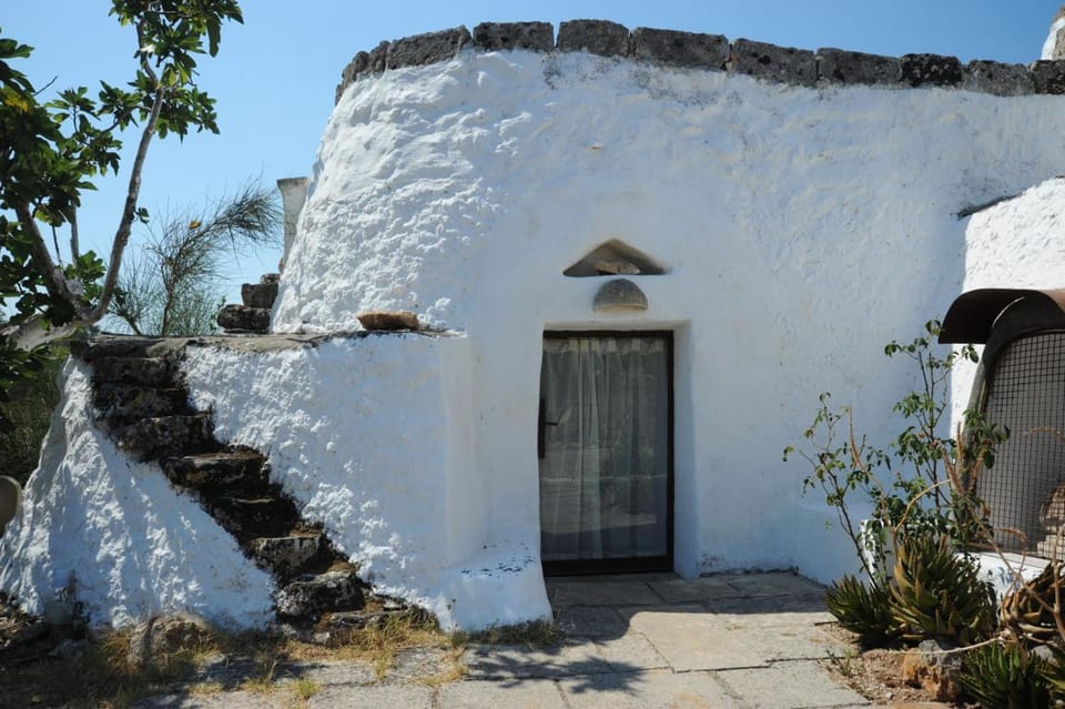 Trullo Mareposa Bed and Breakfast in Apulia