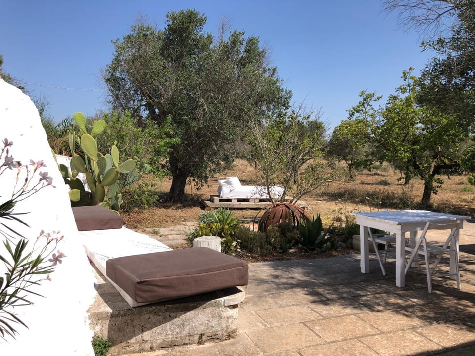 Patio, Garden view