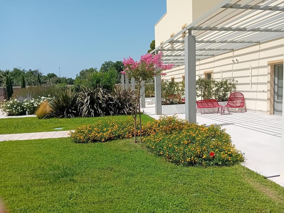 Property building, Garden