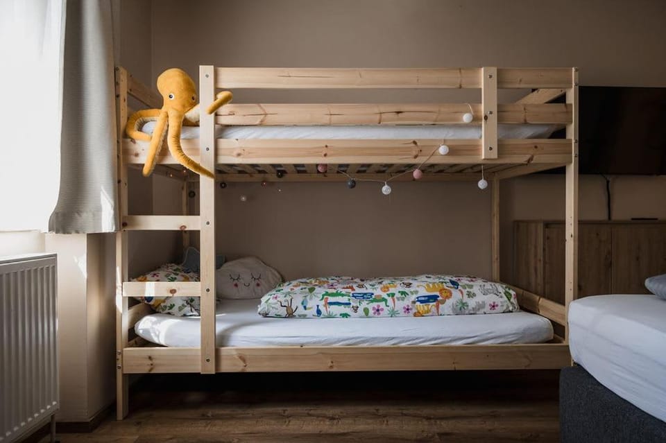 bunk bed