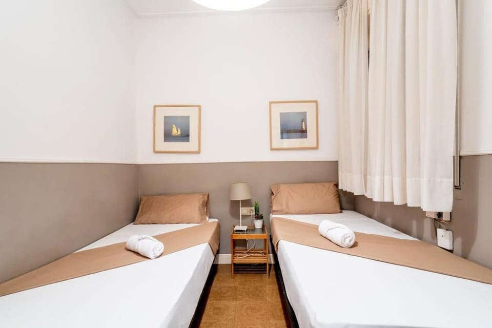 The Collection Barcelona - Sants Estacio - Modern and comfy 4BD for 8 guests Apartment in Barcelona