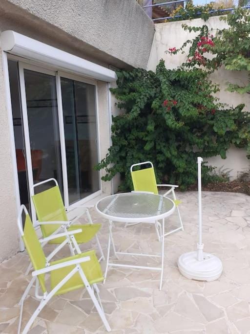 Chez Pascal grand T2 de 55m2 indépendant dans villa Apartment in Sausset-les-Pins
