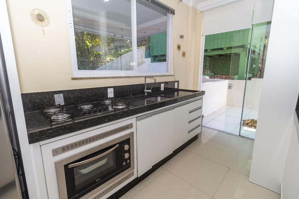 379 - Maravilhoso apto 2 quartos na Lagoinha Apartment in Bombinhas