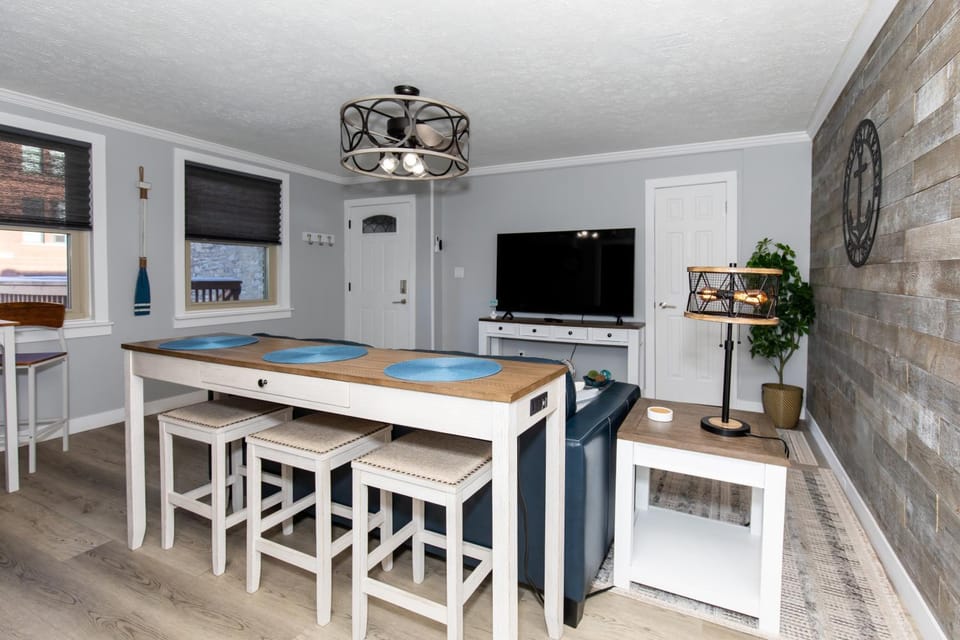 Downtown Waterfront Escape Apartment in Ohio